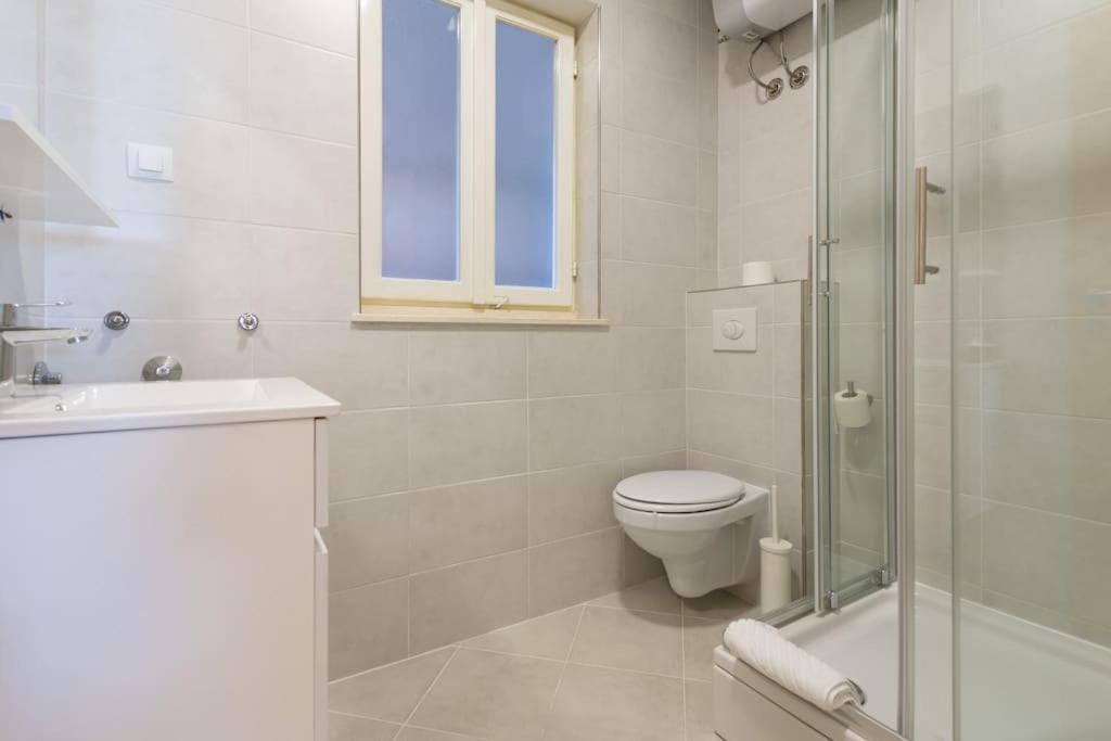 Bright And Light Appartement